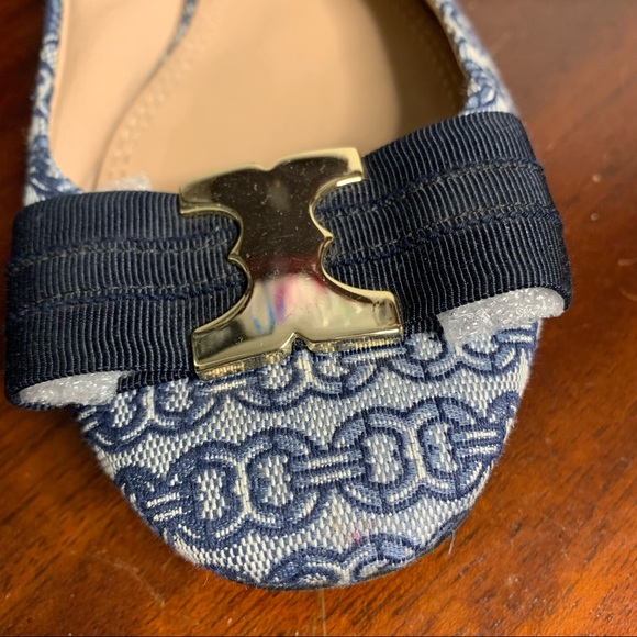 Tory Burch Link Print Textile Buckle Flats - Picture 5 of 12